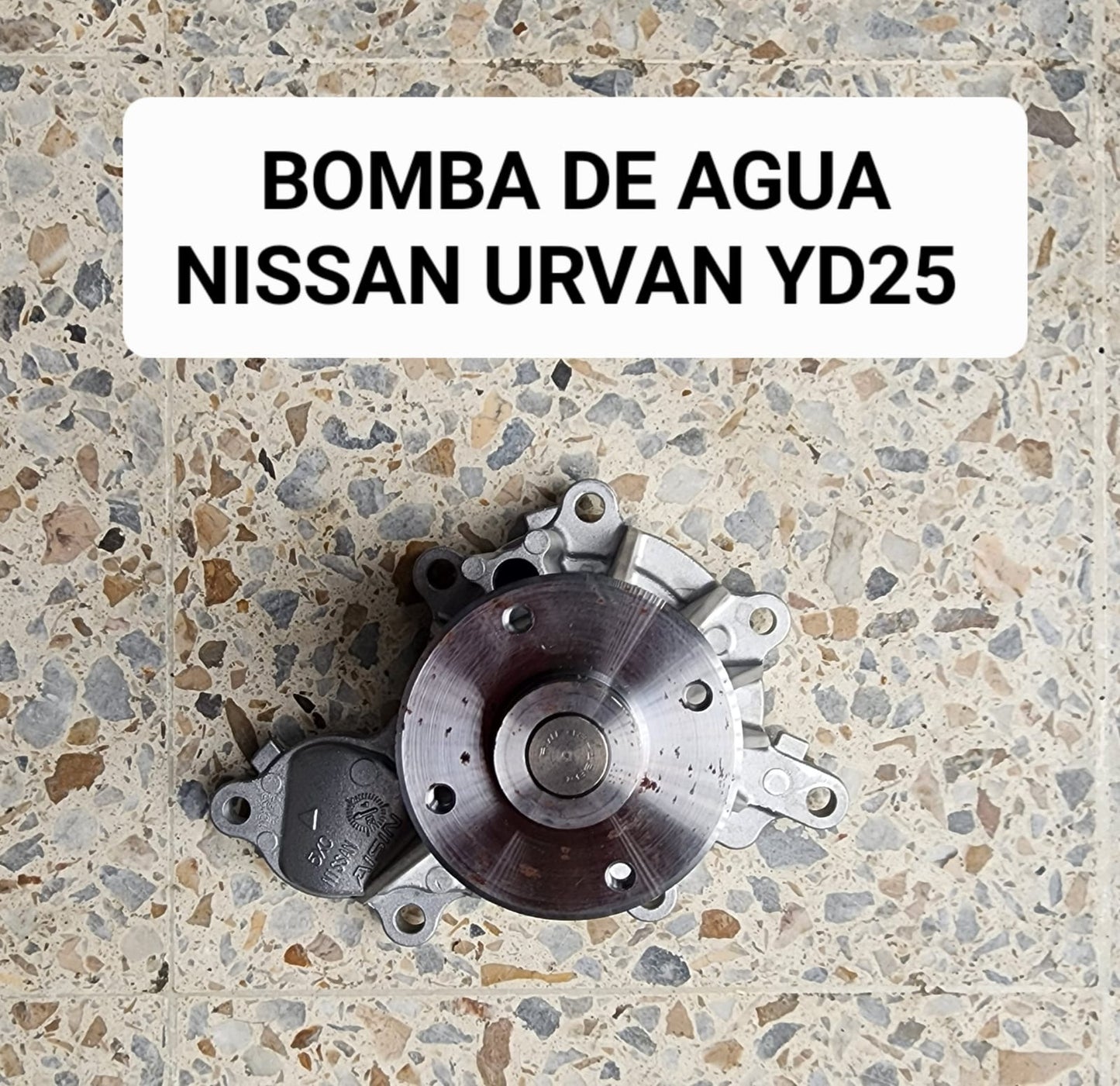 Bomba de agua para Nissan Urvan YD25