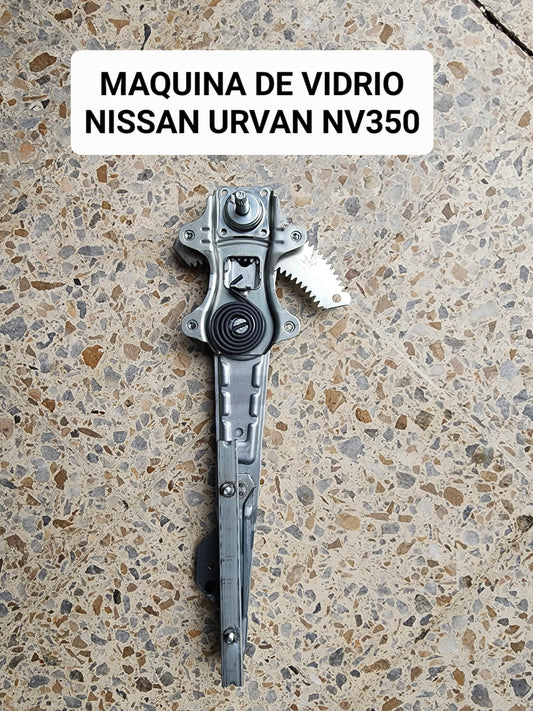Máquina de vidrio para Nissan Urvan NV350